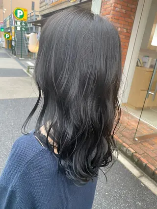 ロング 🍀透明感抜群🍀/ ハイトーンカラーのヘアスタイル