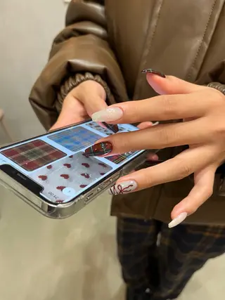 ネイル 浅野 優衣のネイルデザイン