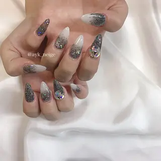 ネイル n'eige nail所属・大谷 綾香のネイルデザイン