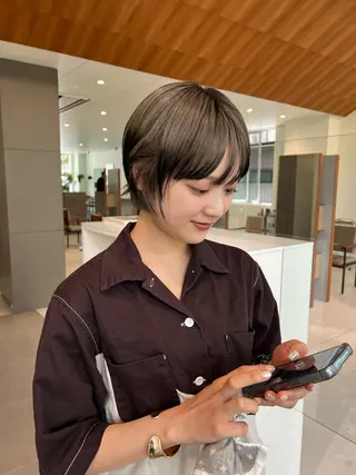 ショート 柔らかいカラー🎀 rinaのヘアスタイル