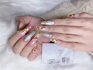 ネイル AKIKO ネイルサロンのネイルデザイン