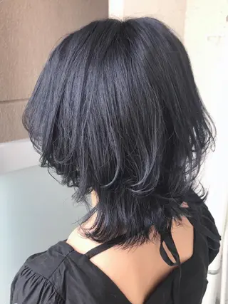 ミディアム カラー 岩谷/ブリーチ 🪽透明感カラーのヘアスタイル