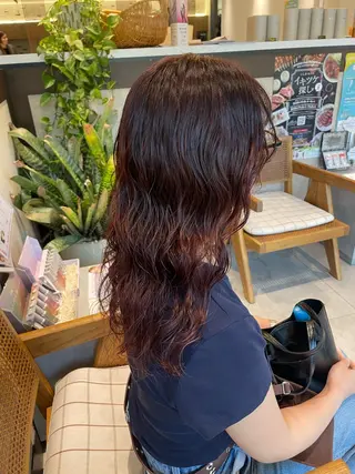 ロング 富田 紗世のヘアスタイル