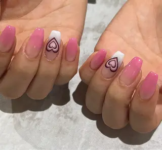 ネイル Hikari 🌺のネイルデザイン