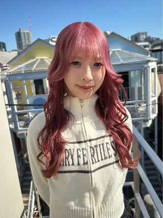 ロング カラー HANAME 原宿美容室のヘアスタイル
