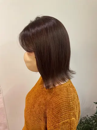 ミディアム カラー ミルクティー× グレージュMOMOのヘアスタイル