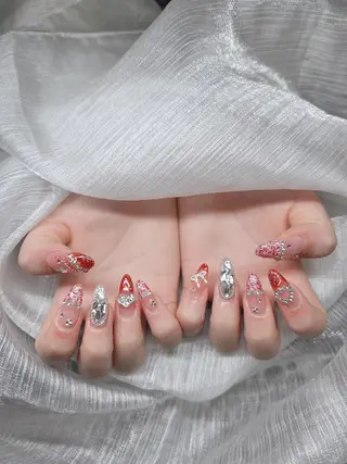 ネイル Lee Nailsのネイルデザイン