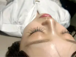 マツエク・マツパ 真夜中のまつ毛 APOPI'Sのマツエク・マツパデザイン