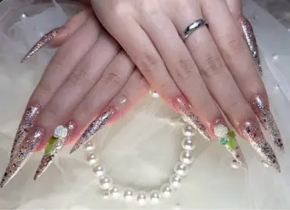 ネイル リセス 高田馬場💎のネイルデザイン