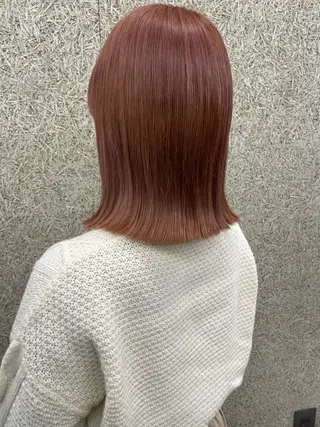 ミディアム 韓国風レイヤー ハイトーンRYOTAのヘアスタイル