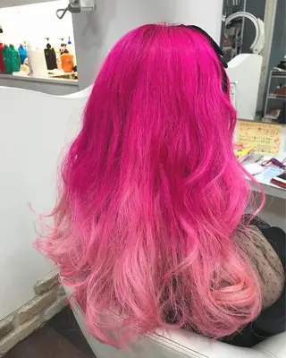 ロング カラー 岩谷/ブリーチ 🪽透明感カラーのヘアスタイル