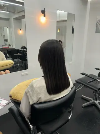 セミロング パーマ 【ヤマザキアヤメ】 艶カラー/縮毛矯正のヘアスタイル