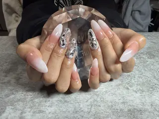 ネイル 佐野 愛美のネイルデザイン