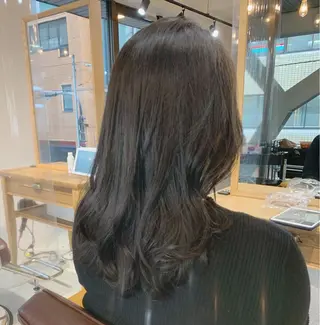 セミロング 鈴木 梓のヘアスタイル