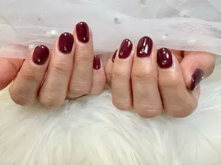 カラー Bonheur 【ボヌール】のネイルデザイン