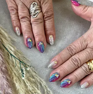ネイル 次田 春花のネイルデザイン