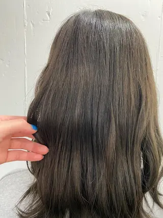カラー 透明感カラー名駅 名駅みゆのヘアスタイル