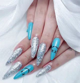 ネイル M🌷nail 長さだし専門店のネイルデザイン