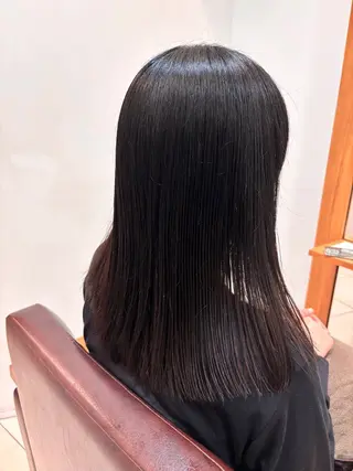 ロング 吉井 愛のヘアスタイル