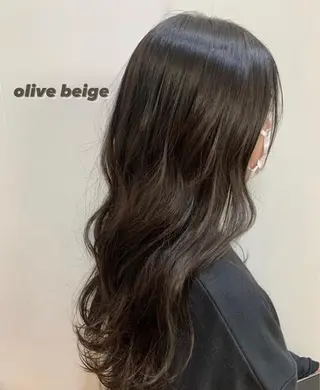 ロング カラー Nagisa🥥🧡 南森町駅 徒歩30秒のヘアスタイル