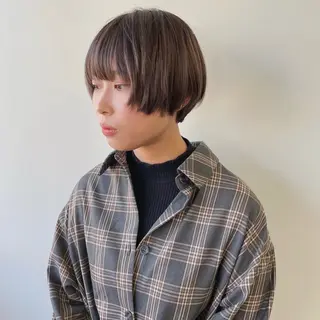 ショート カラー スギヤマ ショウゴのヘアスタイル
