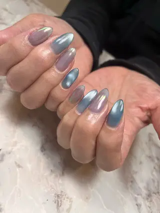 セミロング KINUGASA YUKAのネイルデザイン