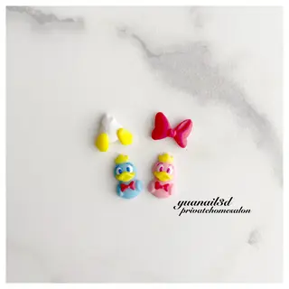 ネイル YÜA NAILのネイルデザイン