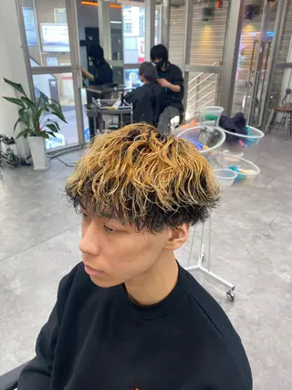 ミディアム カラー パーマ ヘアアレンジ メンズ キッズ ネイル マツエク・マツパ アイブロウ 🔥漢髪特化メンズ マネージャーYUKIのヘアスタイル