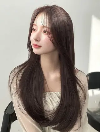 ロング 砂澤 瞳のヘアスタイル