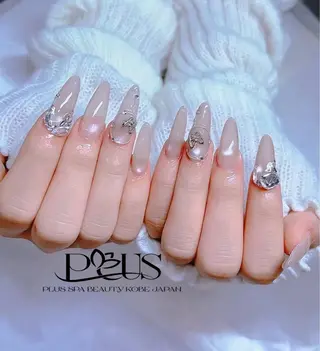 ネイル PLUSSPA HOANGのネイルデザイン