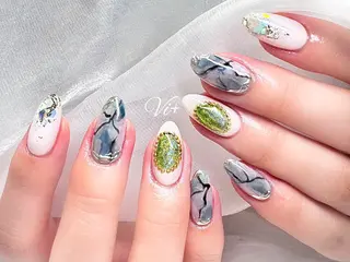 ネイル ✨Nailsalon Vi+✨のネイルデザイン