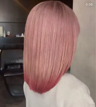 ミディアム カラー 黒木 栞のヘアスタイル