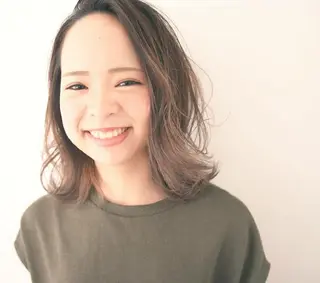 ミディアム カラー 新生活応援★半額/ 25歳以下　“内間”のヘアスタイル