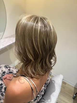 ミディアム 中田 渚のヘアスタイル