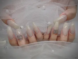 ネイル I-nailロング /ワンホン/キラキラのネイルデザイン