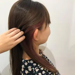 セミロング カラー 青木 梨奈のヘアスタイル