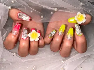 ネイル ✴︎ Delightのネイルデザイン