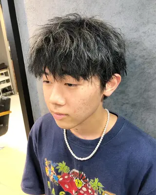 カラー ヘアアレンジ メンズ ainico+所属・メンズ特化✂️栗原 侑也のヘアスタイル