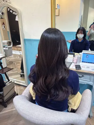 ロング 河野 穂香のヘアスタイル