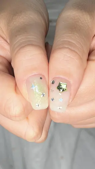 ネイル ネイリスト ハンのネイルデザイン