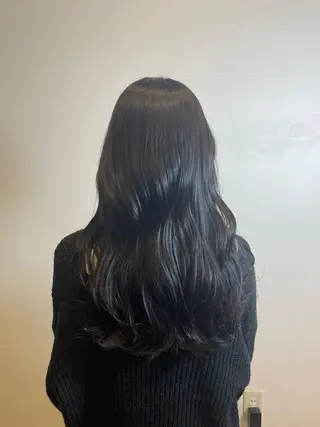 セミロング カラー 伊藤 未夢のヘアスタイル