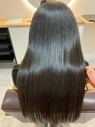 ロング カラー ヘアアレンジ キッズ 横浜関内髪質改善 re:Magoのヘアスタイル