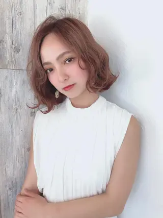 ミディアム カラー パーマ hair＆life 9’sのヘアスタイル