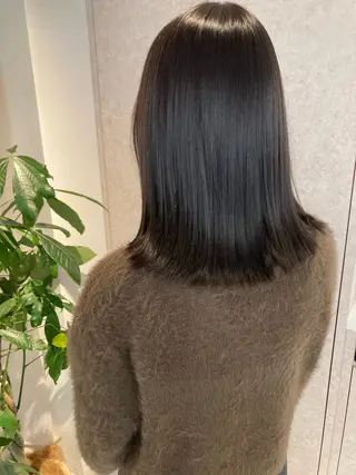 ミディアム ✨色持ちの良い艶 カラー✨蟹江真世のヘアスタイル