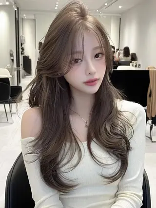 ロング カラー FOCUS JAPANのヘアスタイル