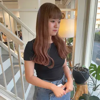 ロング カラー 安西 香利奈のヘアスタイル