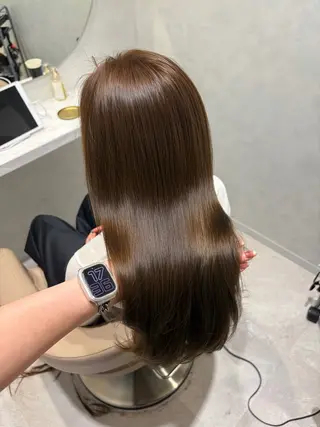 セミロング カラー SALOWIN二子玉川South店所属・AYANO ／レイヤー／オリーブのヘアスタイル