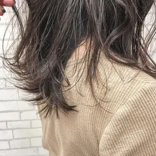 ミディアム カラー 荒川 ひなの 新川崎のヘアスタイル