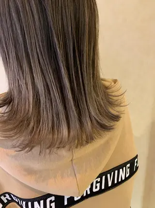 ロング Lit.豊橋 夏目のヘアスタイル