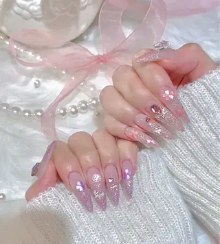 ネイル Lyna 池袋のネイルデザイン